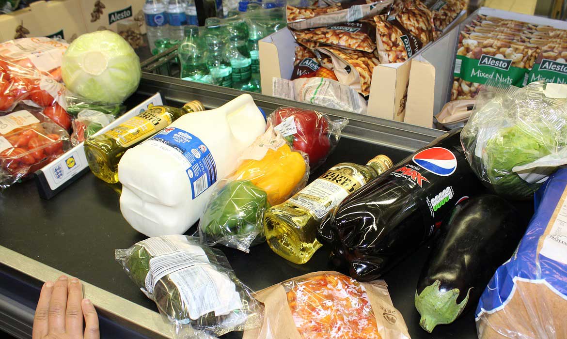 buying a small amount of groceries